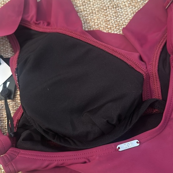 New DKNY Ruffle Plunge Underwire TummyControl One Piece Swimsuit Burgundy Size 6 - Picture 9 of 11